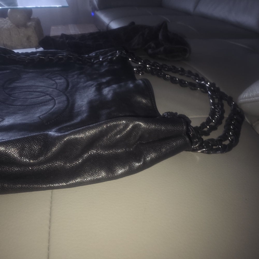 CHANEL Authentic East West Chain Tote Black Caviar Leather EUC - Picture 9 of 11